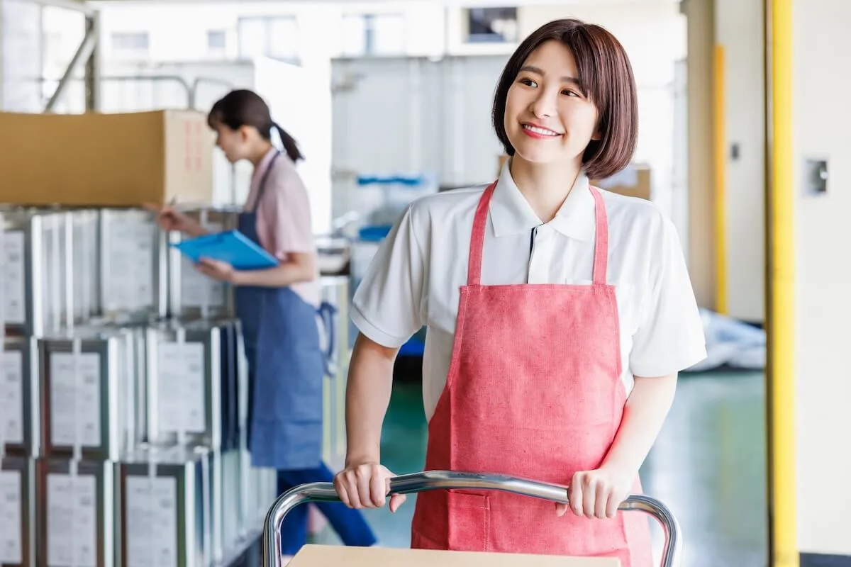 【横浜市中区】接客なし！大手スーパーのバックヤードで出荷作業